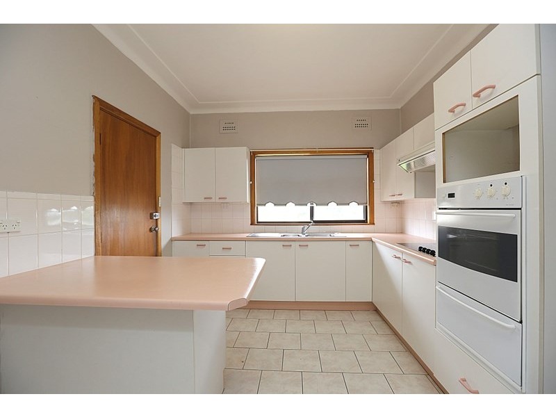 26 Mcgowen Crescent, Liverpool NSW 2170