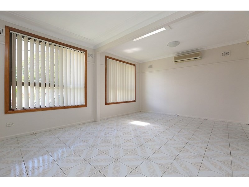 44 Edgar Street, Condell Park NSW 2200