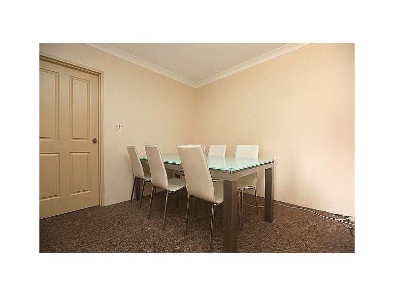 2/7 Chertsey Avenue, Bankstown NSW 2200