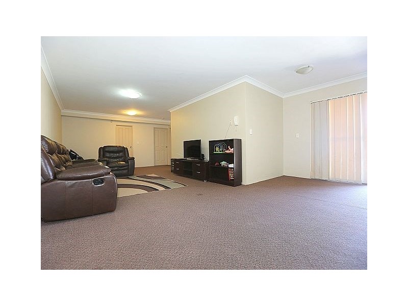 8/7-9 Chertsey Avenue, Bankstown NSW 2200