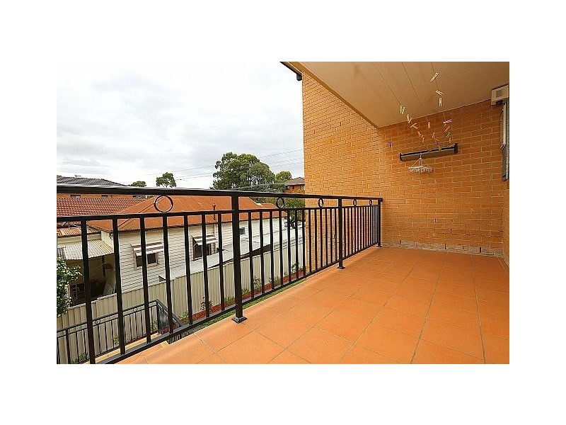 8/7-9 Chertsey Avenue, Bankstown NSW 2200