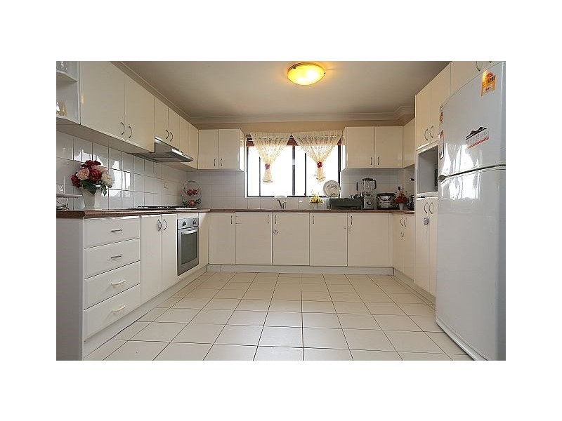 15/7 Chertsey Avenue, Bankstown NSW 2200