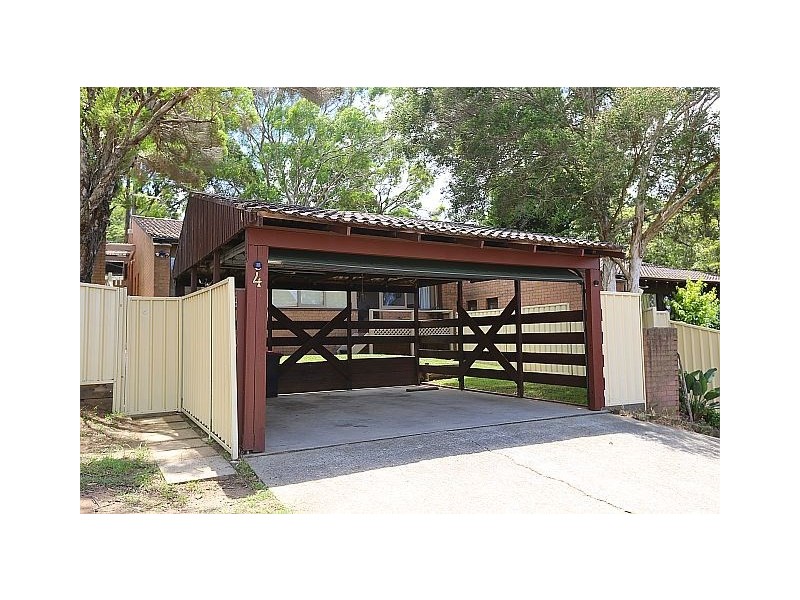 4/22 Taylor Street, Condell Park NSW 2200