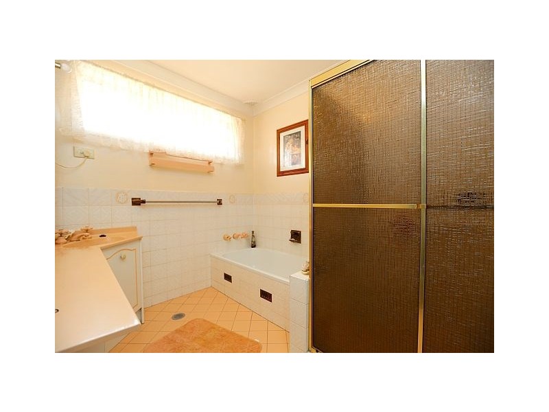 51 Sturt Avenue, Georges Hall NSW 2198