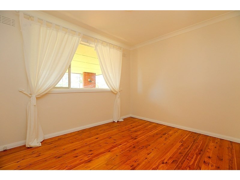 12 Faith Court, Georges Hall NSW 2198