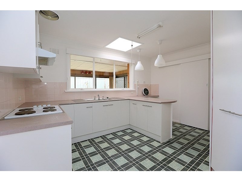 12 Faith Court, Georges Hall NSW 2198