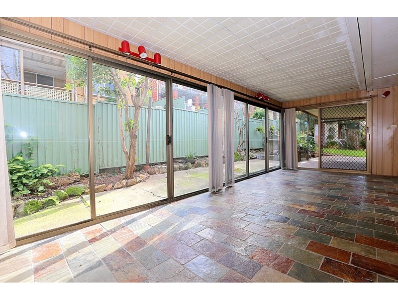 12 Faith Court, Georges Hall NSW 2198