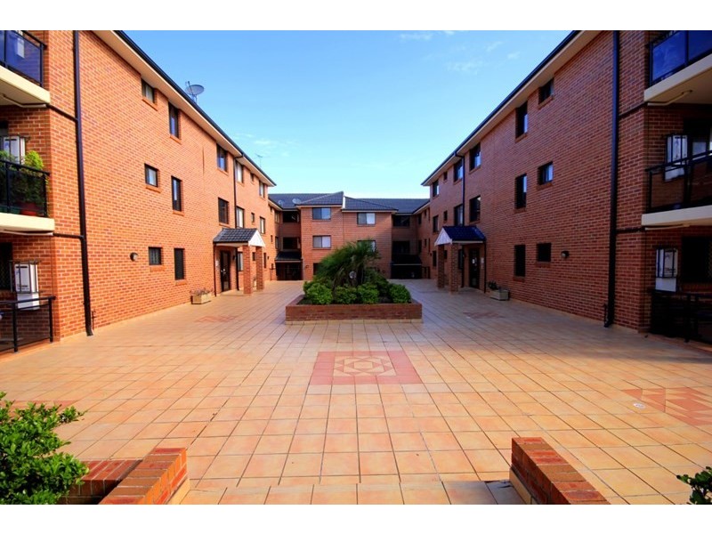 9/2A Mulla Road, Yagoona NSW 2199