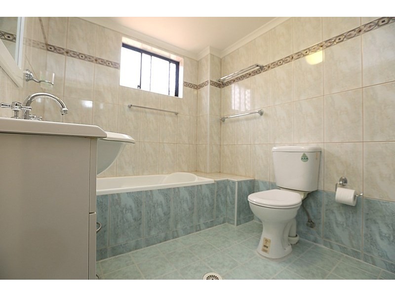 9/2A Mulla Road, Yagoona NSW 2199