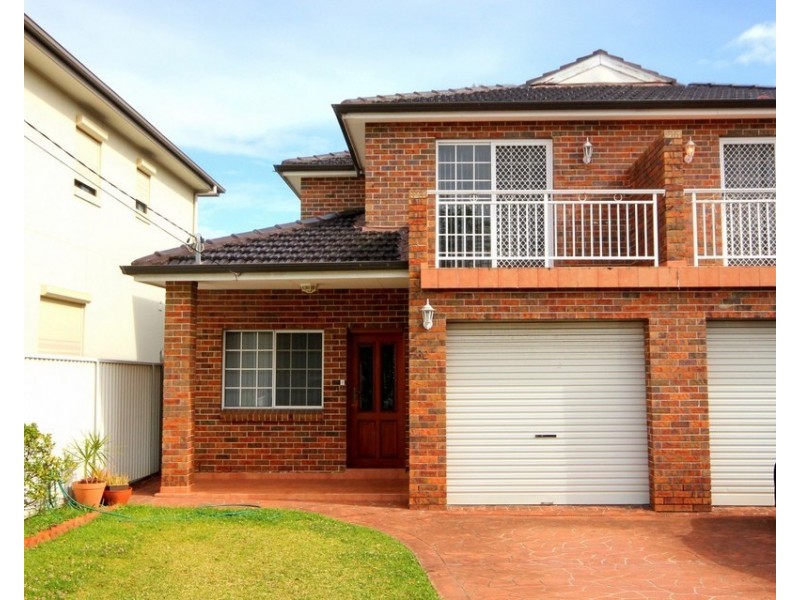 32 Verbena Avenue, Bankstown NSW 2200