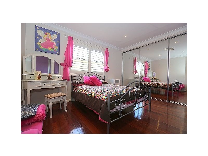 8 Cassia Place, Bass Hill NSW 2197