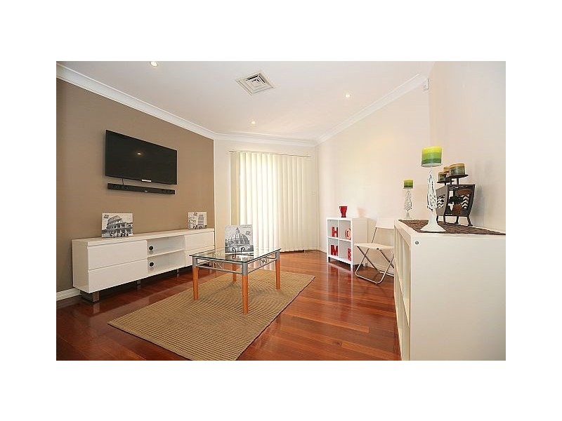 8 Cassia Place, Bass Hill NSW 2197