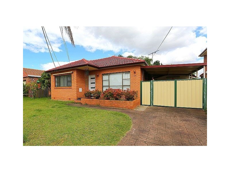 24 Albury Street, Yagoona NSW 2199