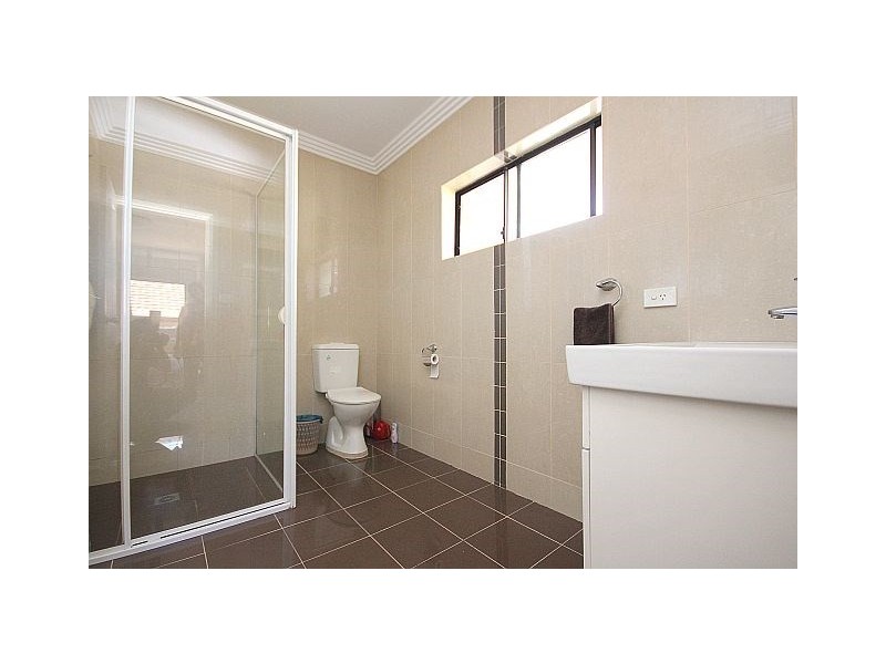 23 Kurrajong Avenue, Georges Hall NSW 2198