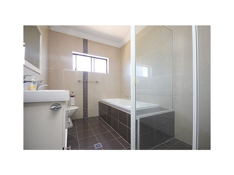 23 Kurrajong Avenue, Georges Hall NSW 2198