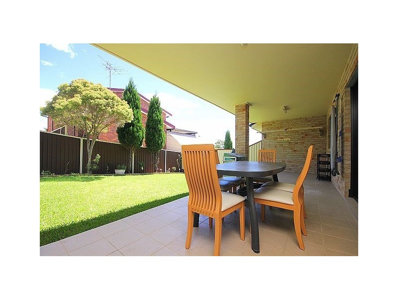 23 Kurrajong Avenue, Georges Hall NSW 2198