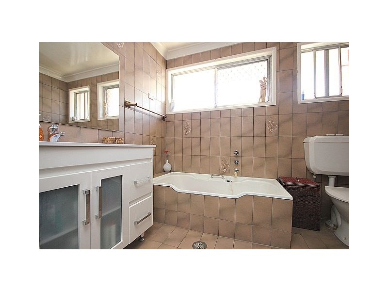 13 Farrell Road, Bass Hill NSW 2197