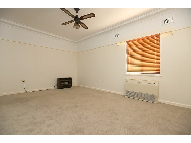 35 Augusta Street, Condell Park NSW 2200