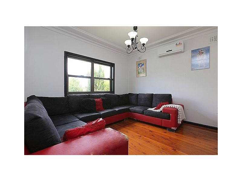 64 Yanderra Street, Condell Park NSW 2200