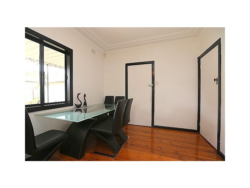 64 Yanderra Street, Condell Park NSW 2200