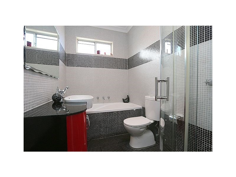 64 Yanderra Street, Condell Park NSW 2200