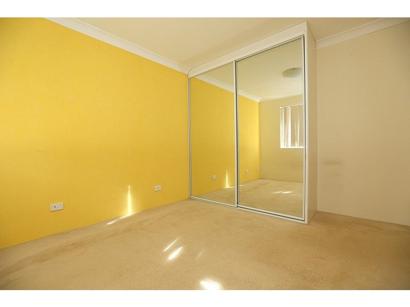 28/2A Mulla Road, Yagoona NSW 2199