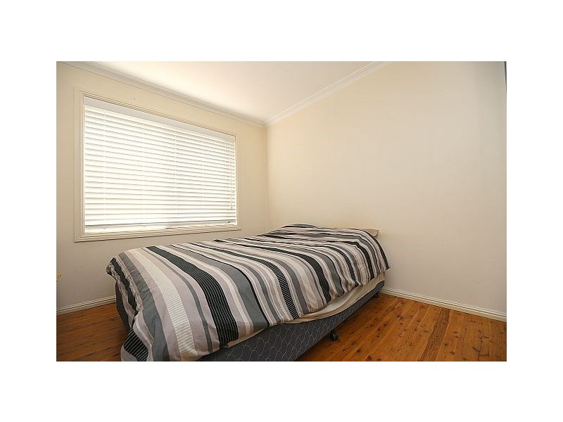 26 Amaroo Avenue, Georges Hall NSW 2198