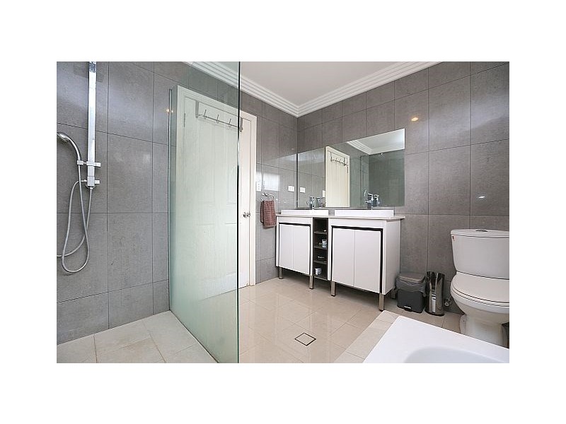 26 Amaroo Avenue, Georges Hall NSW 2198
