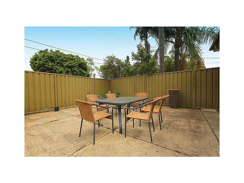 26 Amaroo Avenue, Georges Hall NSW 2198