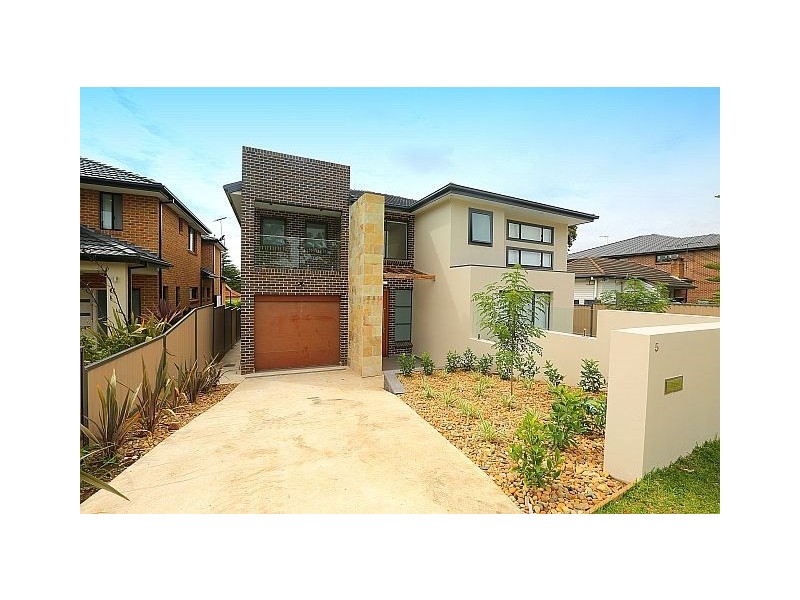 5 Bamfield Avenue, Yagoona NSW 2199