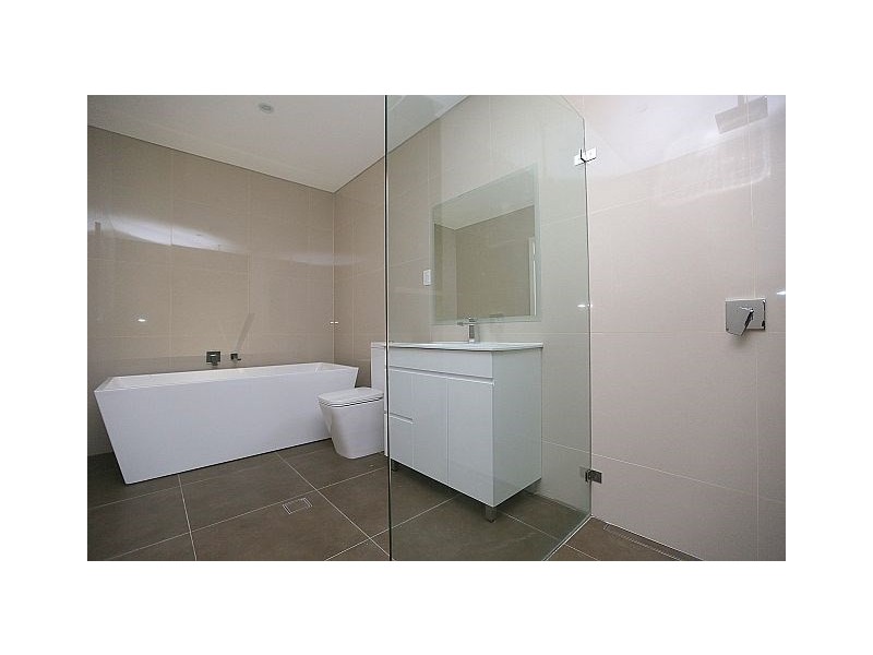 5 Bamfield Avenue, Yagoona NSW 2199