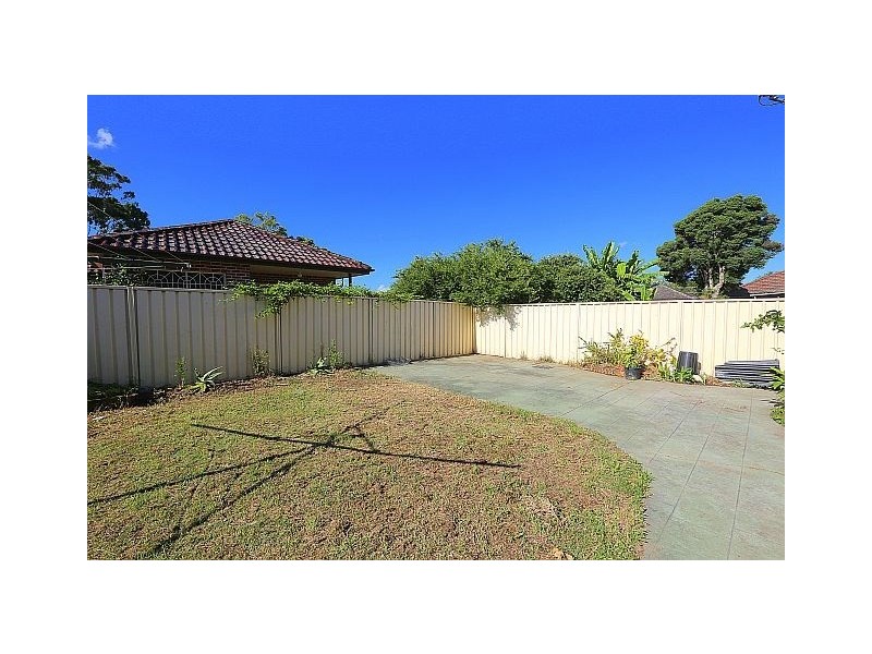 2B View Street, Sefton NSW 2162