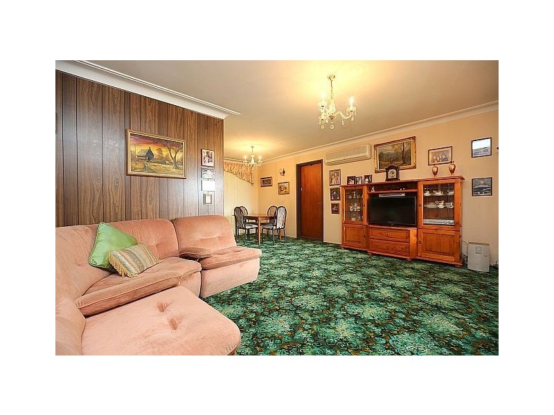 18 Suva Crescent, Greenacre NSW 2190