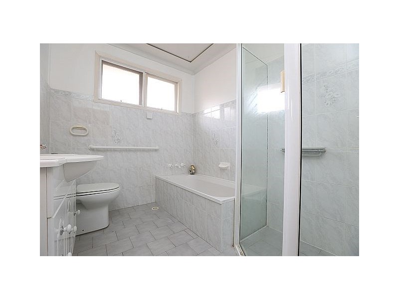 18 Suva Crescent, Greenacre NSW 2190