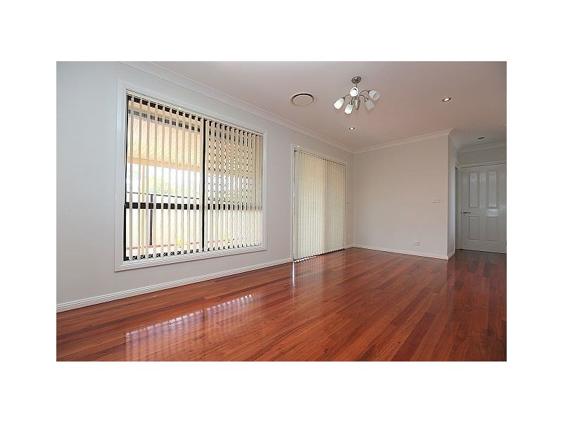 8/105 Dutton Street, Yagoona NSW 2199