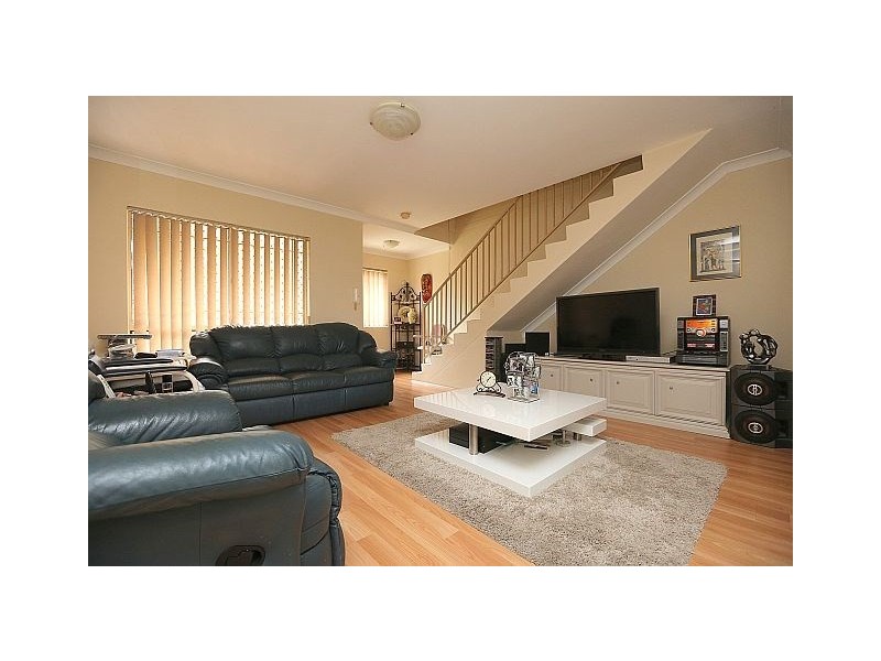 1/57 Bellevue Avenue, Georges Hall NSW 2198