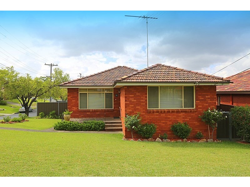 78 Denman Road, Georges Hall NSW 2198