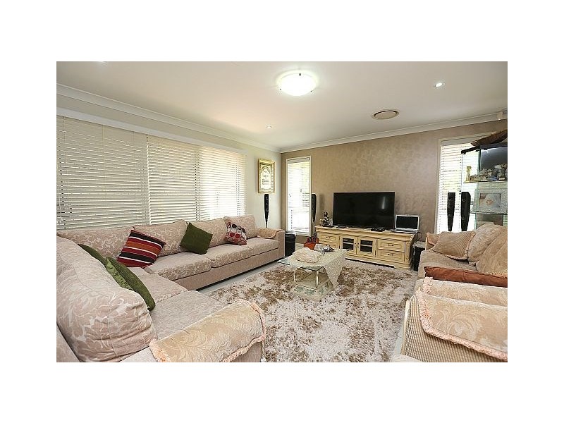 90 Stansfield Avenue, Bankstown NSW 2200