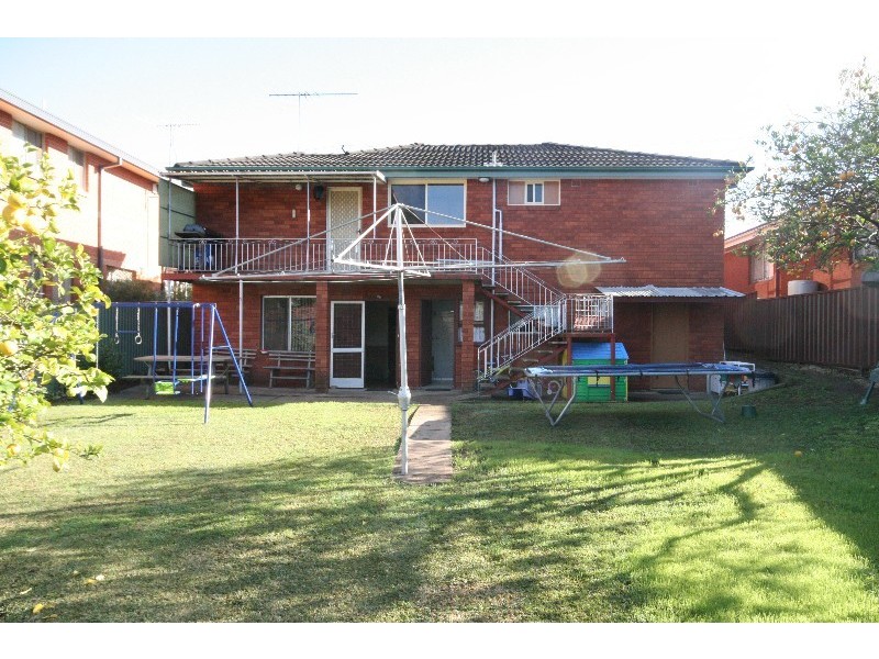 54 Denman Road, Georges Hall NSW 2198