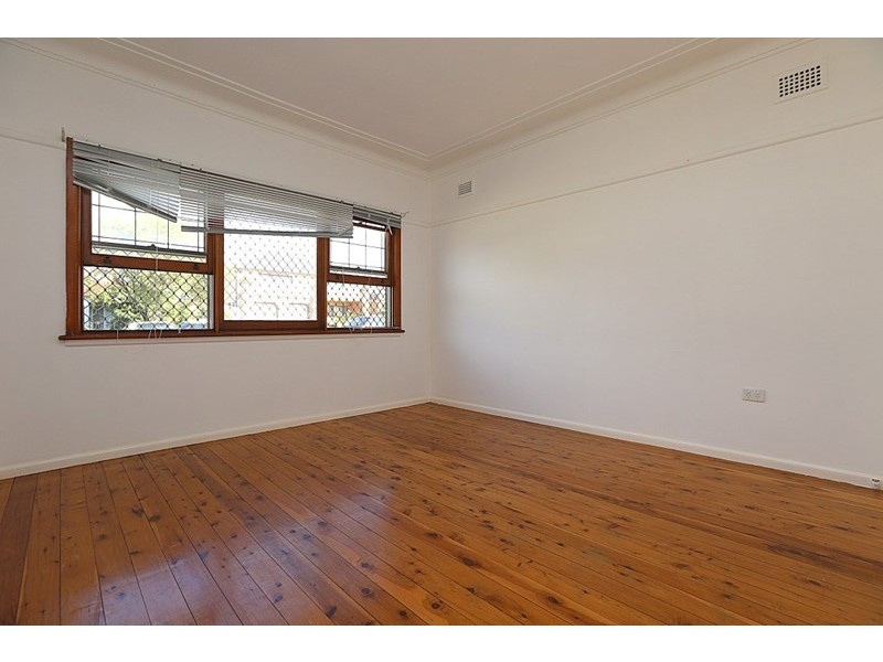 96 Pringle Avenue, Bankstown NSW 2200