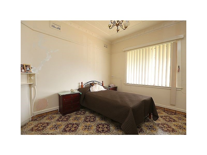 32 Matthews Street, Punchbowl NSW 2196