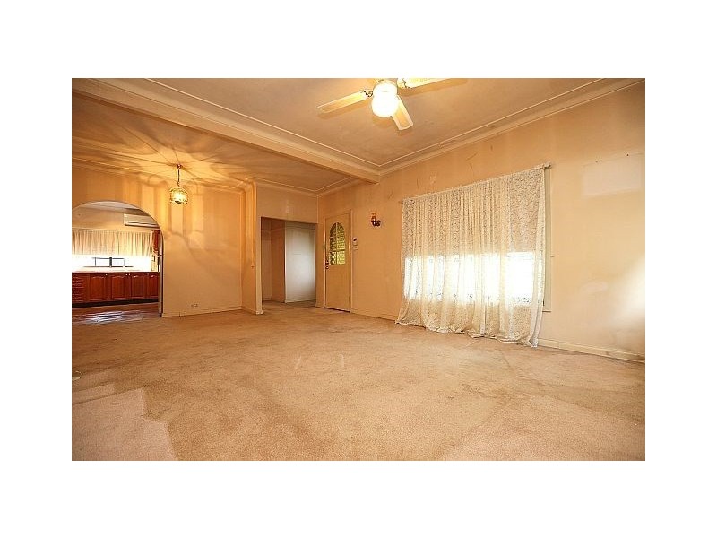 228 Henry Lawson Drive, Georges Hall NSW 2198