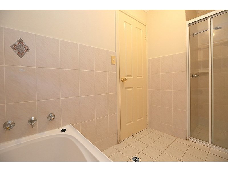 2/8 Lee Street, Condell Park NSW 2200