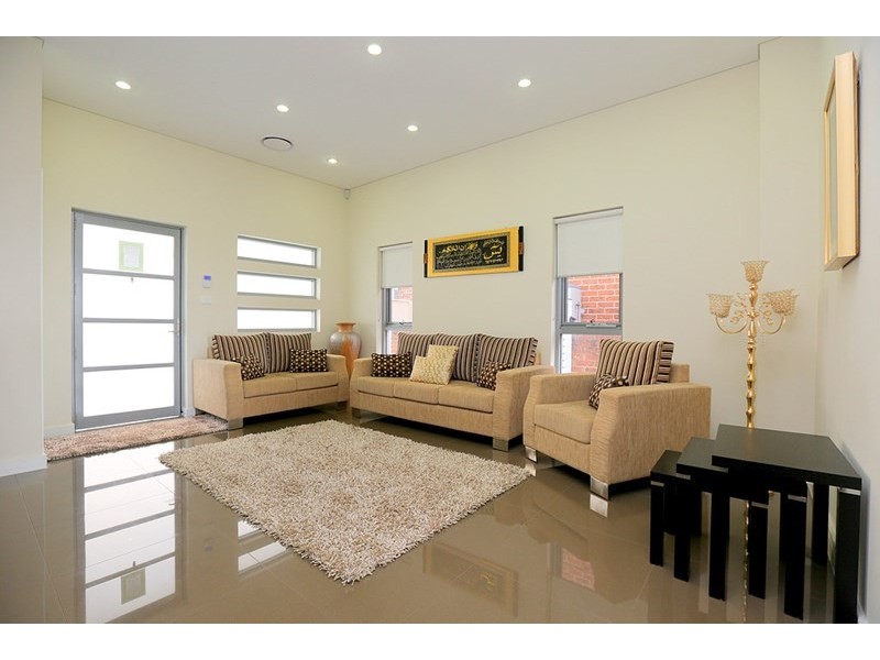 14 Barbers Road, Chester Hill NSW 2162