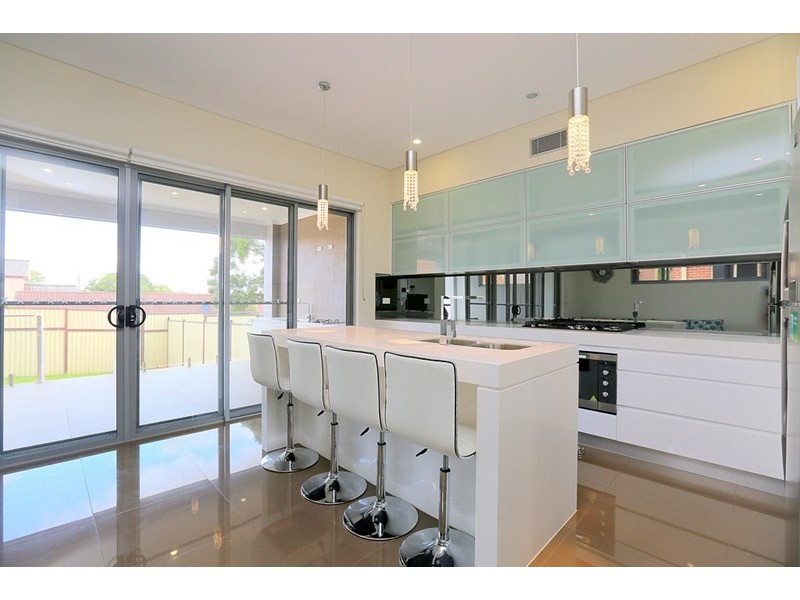 14 Barbers Road, Chester Hill NSW 2162