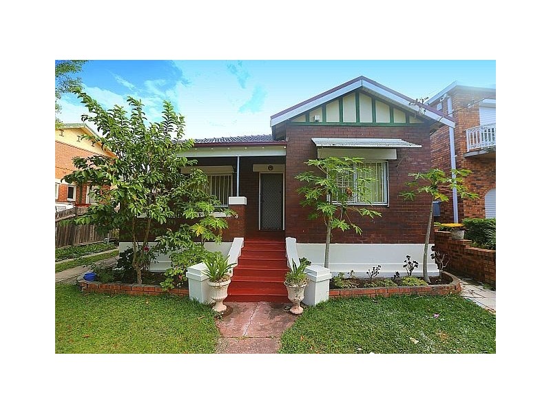 4 The Boulevarde, Yagoona NSW 2199