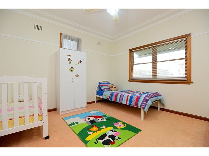 49 Lawford Street, Greenacre NSW 2190