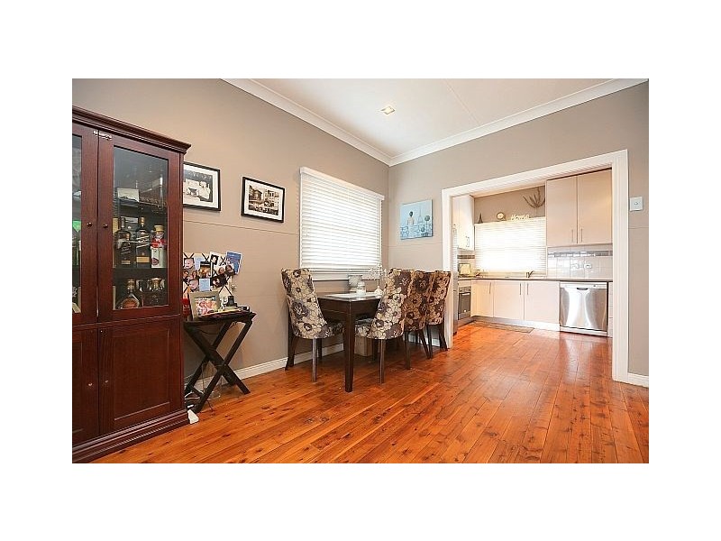 54 Endeavour Road, Georges Hall NSW 2198