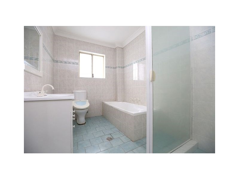 125A Hillcrest Avenue, Greenacre NSW 2190