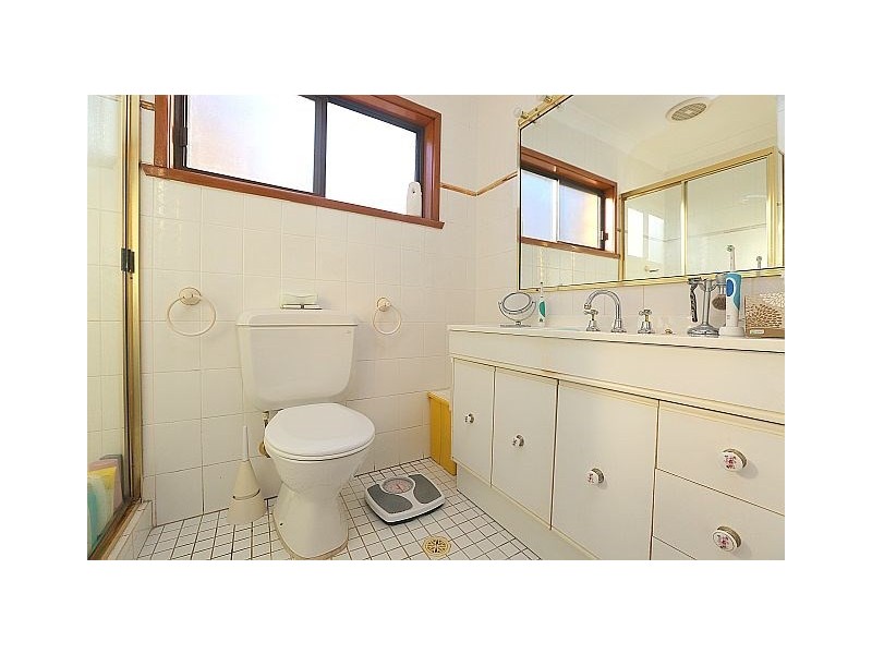 13 Josephine Crescent, Georges Hall NSW 2198